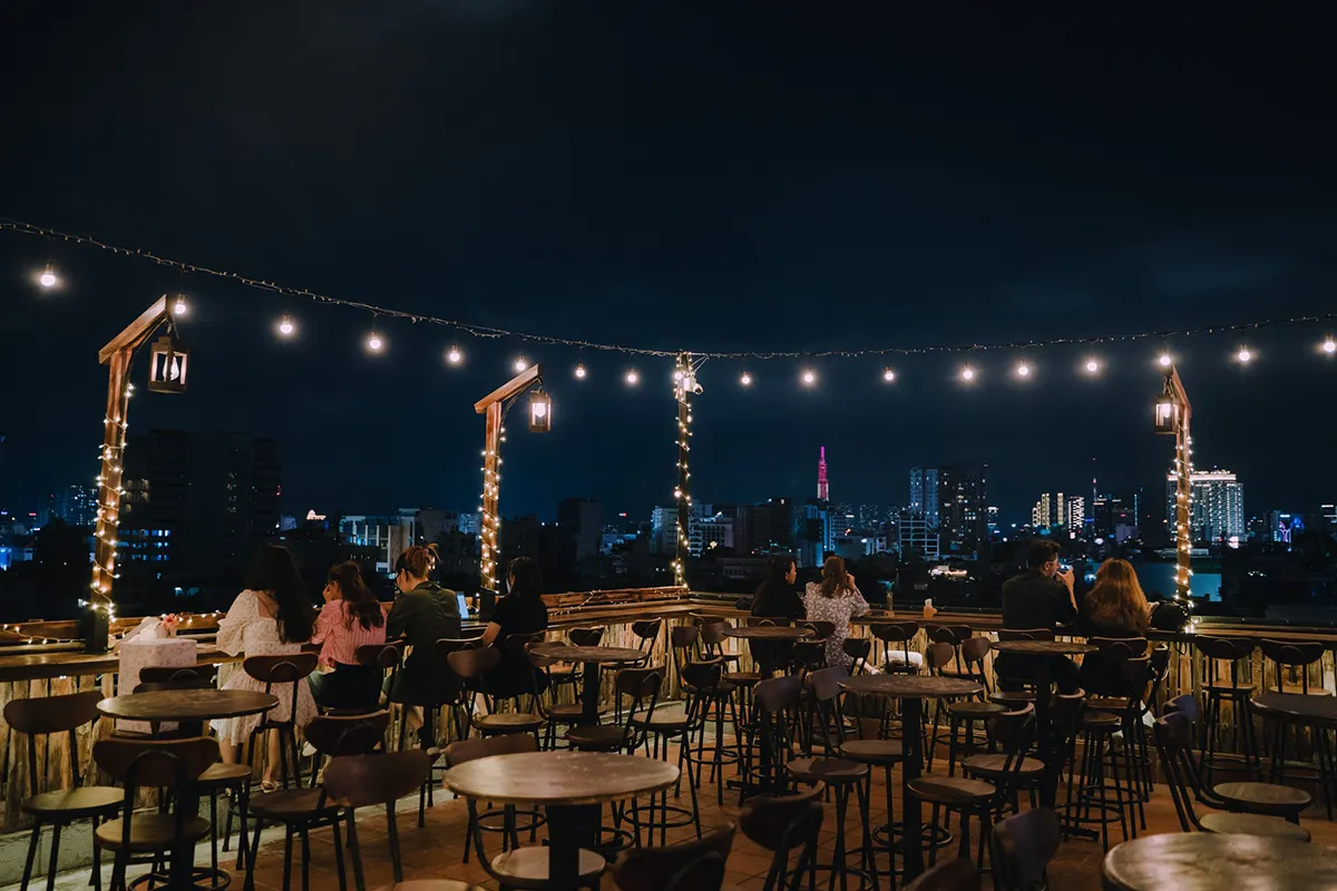 Lang Thang Rooftop Thumb
